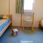 شاليه 8 Chalet Genet *