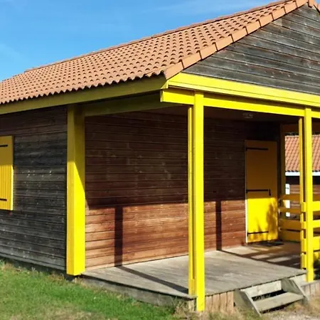 8 Chalet Genet