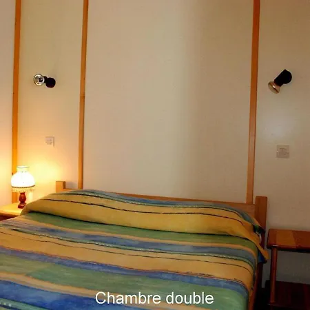 8 Chalet Genet شاليه
